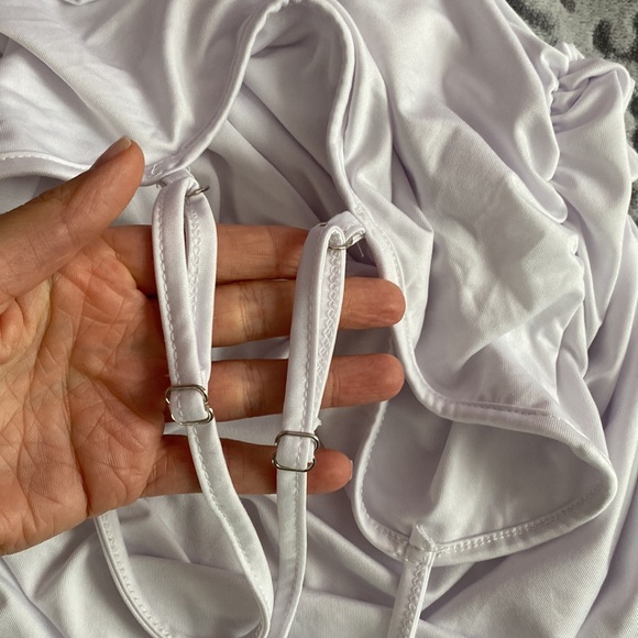 Sexy white mini dress - Picture 5 of 8